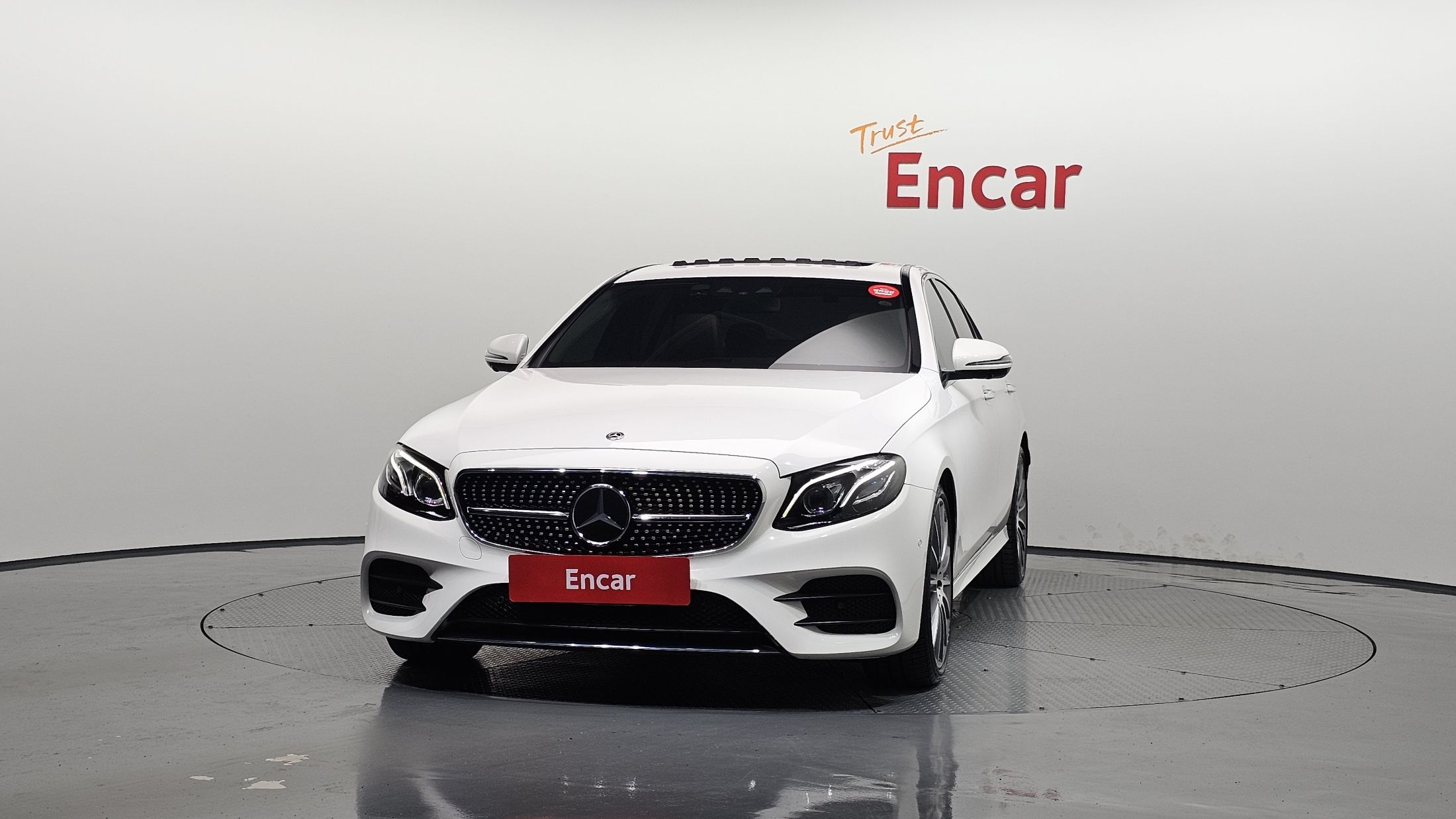 MERCEDES BENZ E-CLASS W213 2020