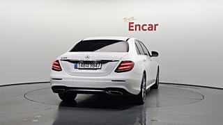 MERCEDES BENZ E-CLASS W213 2020