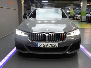 BMW 5-SERIES G30 2022