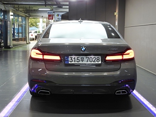 BMW 5-SERIES G30 2022