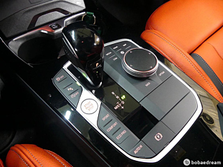 BMW 1-SERIES F40 2022