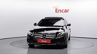 MERCEDES BENZ E-CLASS W213 2016