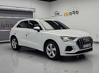 AUDI Q3 F3 2020
