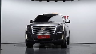 CADILLAC ESCALADE 2017