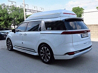 KIA CARNIVAL 2023