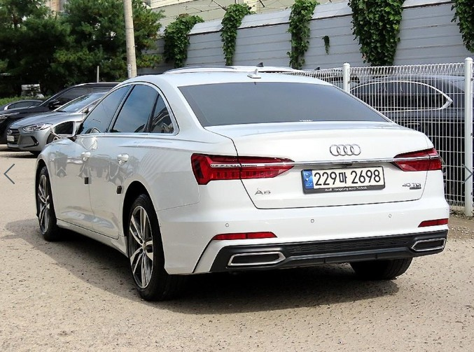 AUDI A6 C8 2023