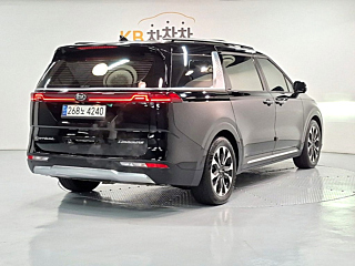 KIA CARNIVAL 2021