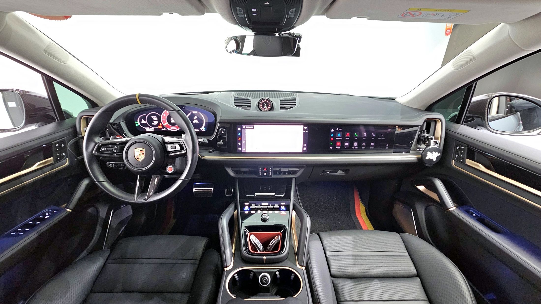 PORSCHE CAYENNE PO536 2023