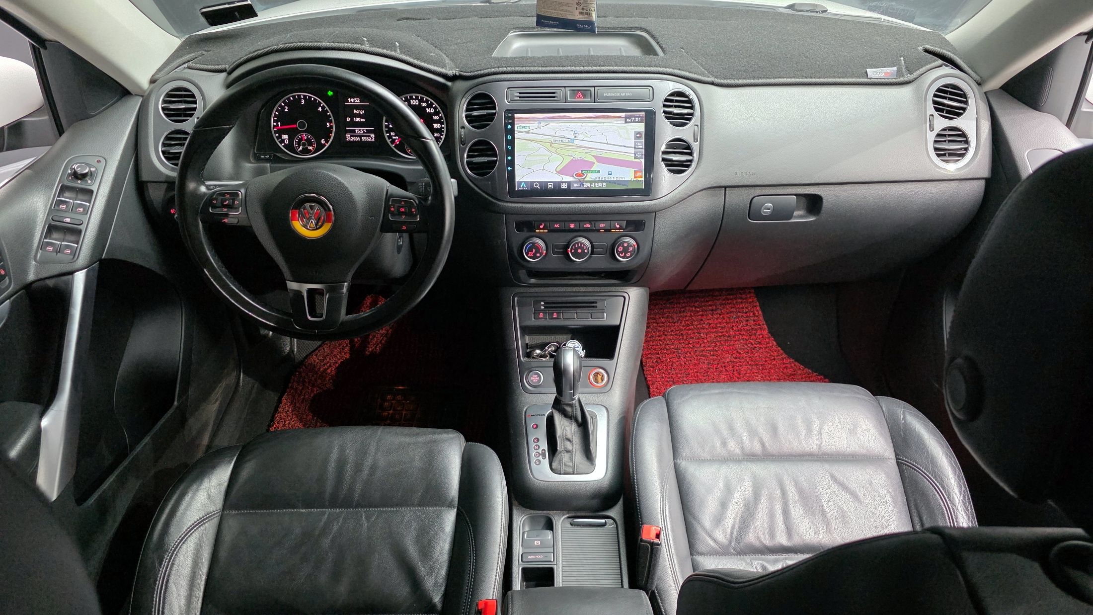 VOLKSWAGEN TIGUAN 2015