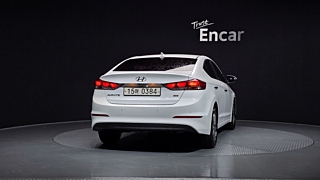 HYUNDAI AVANTE AD 2016