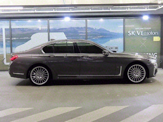 BMW 7-SERIES G11 2022