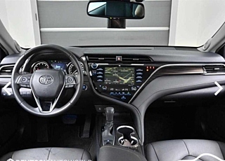 TOYOTA CAMRY XV70 2018