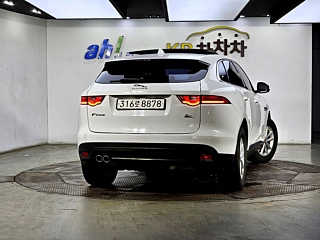 JAGUAR F-PACE 2016