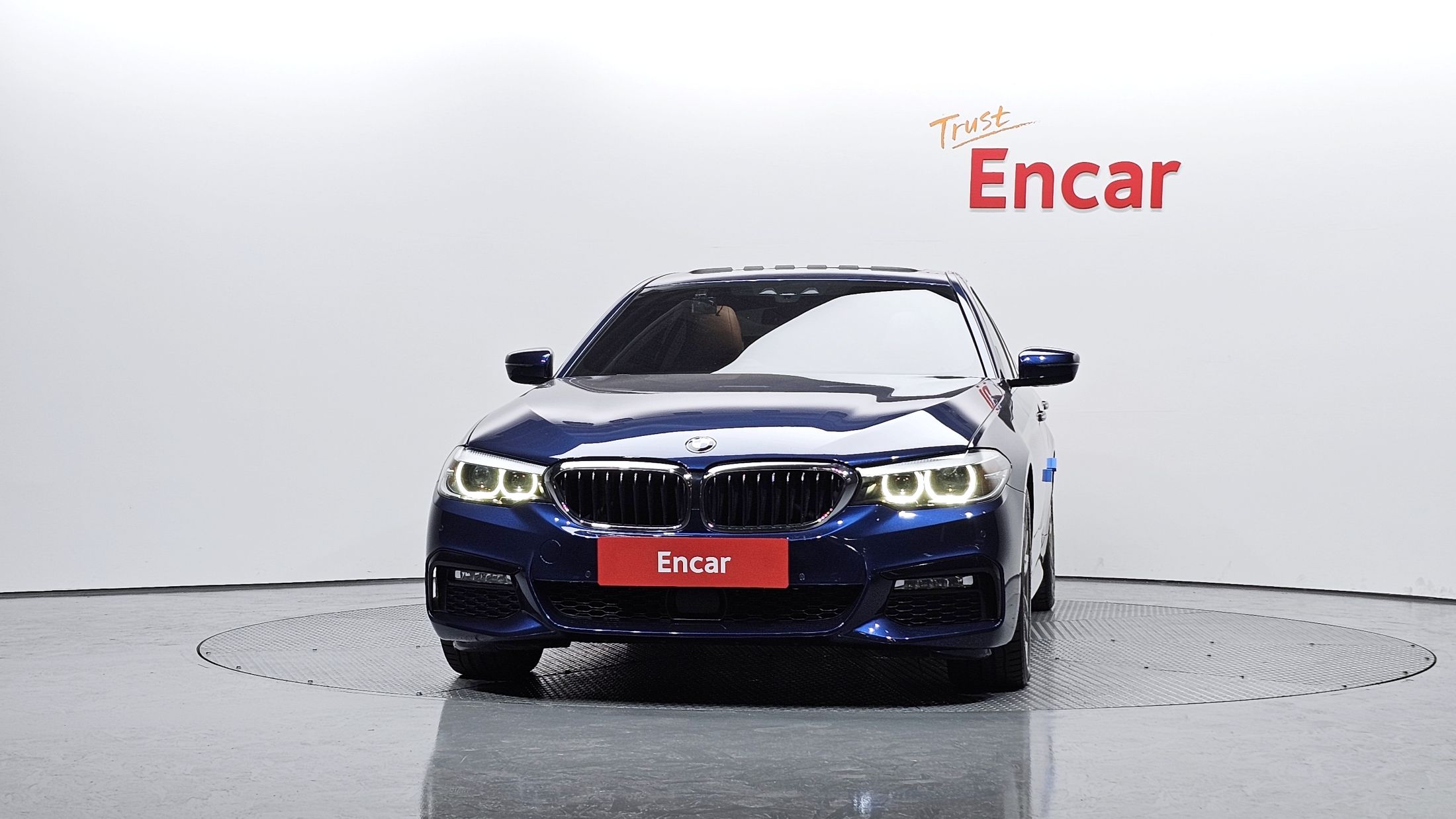 BMW 5-SERIES G30 2017