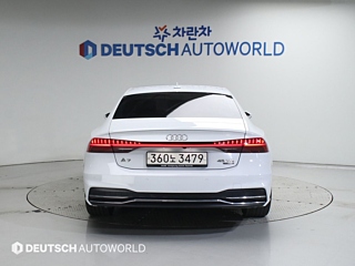 AUDI A7 4K 2020