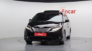 TOYOTA SIENNA 2017