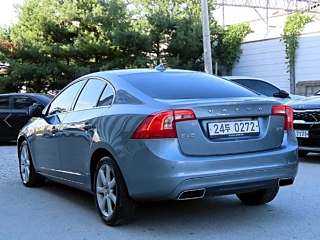 VOLVO S60 2015