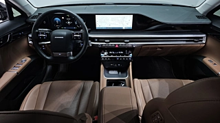 HYUNDAI GRANDEUR HYBRID GN7 2023