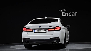 BMW 5-SERIES G30 2021