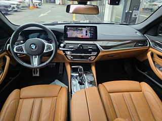 BMW 5-SERIES G30 2021