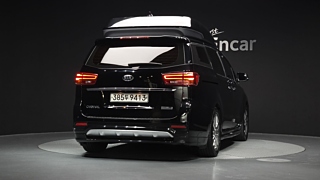 KIA CARNIVAL 2018