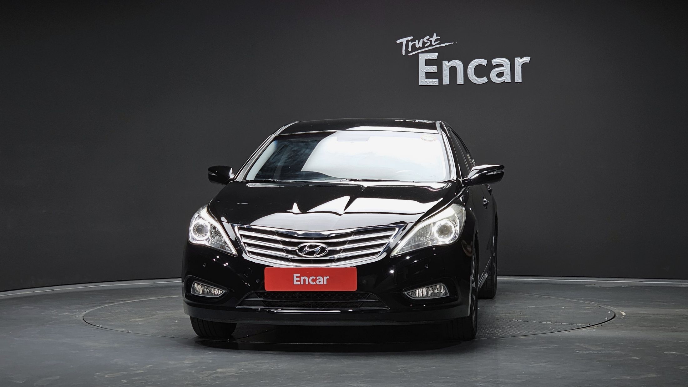 HYUNDAI GRANDEUR HG 2012