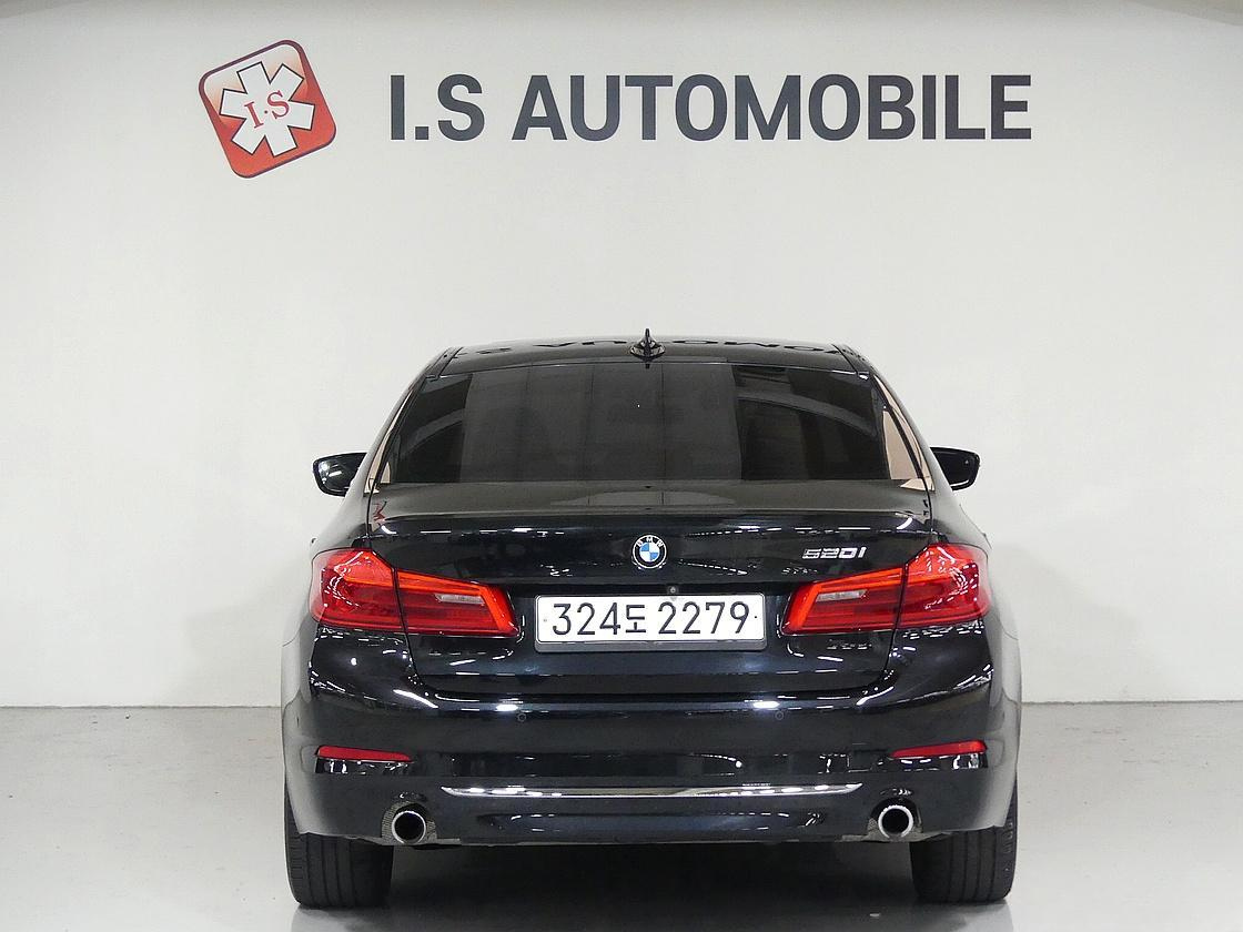 BMW 5-SERIES G30 2018