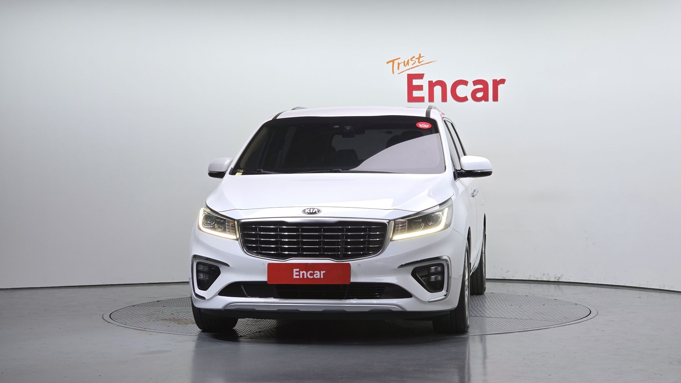 KIA CARNIVAL 2018