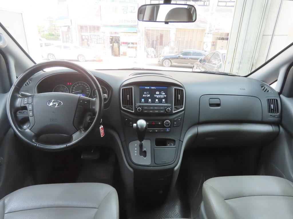 HYUNDAI STAREX GRAND 2020