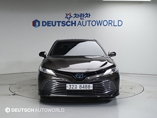 TOYOTA CAMRY XV70 2018