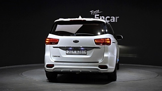 KIA CARNIVAL 2018