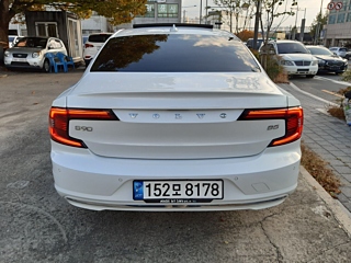 VOLVO S90 2021