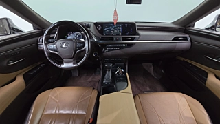LEXUS ES300H 2018