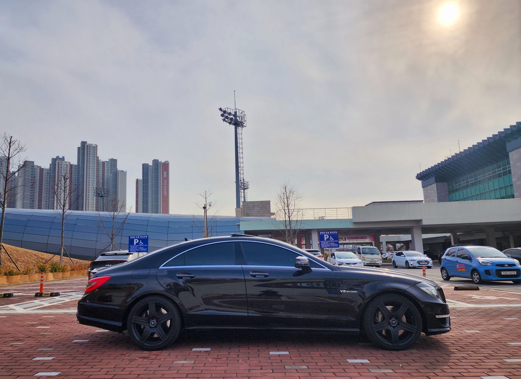 MERCEDES BENZ CLS-CLASS W218 2012
