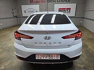 HYUNDAI AVANTE AD 2019