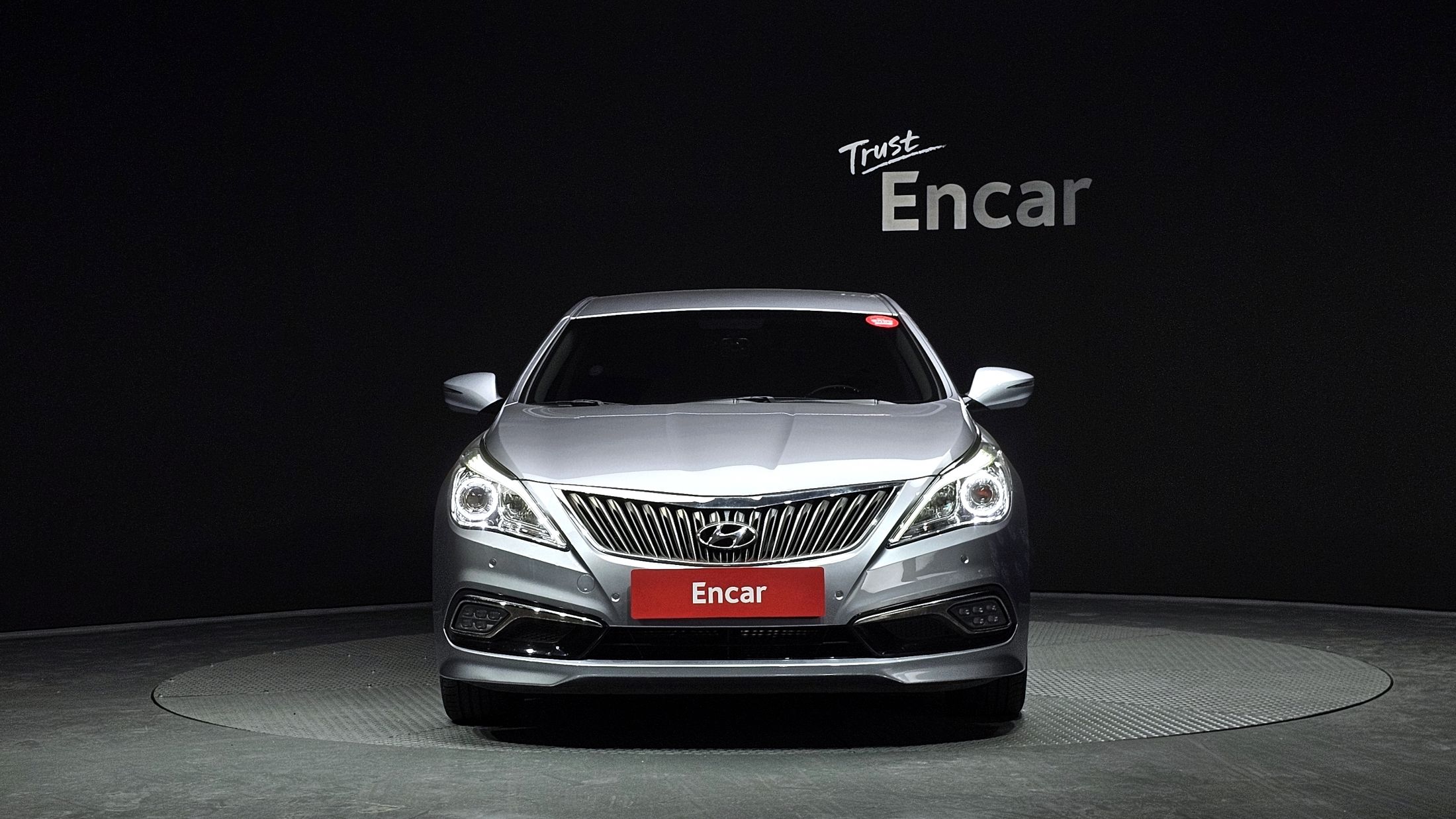 HYUNDAI GRANDEUR HG HYBRID 2017