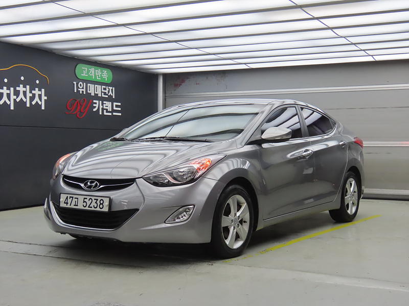 HYUNDAI AVANTE MD 2011