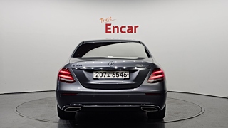 MERCEDES BENZ E-CLASS W213 2019