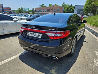 HYUNDAI GRANDEUR HG 2016