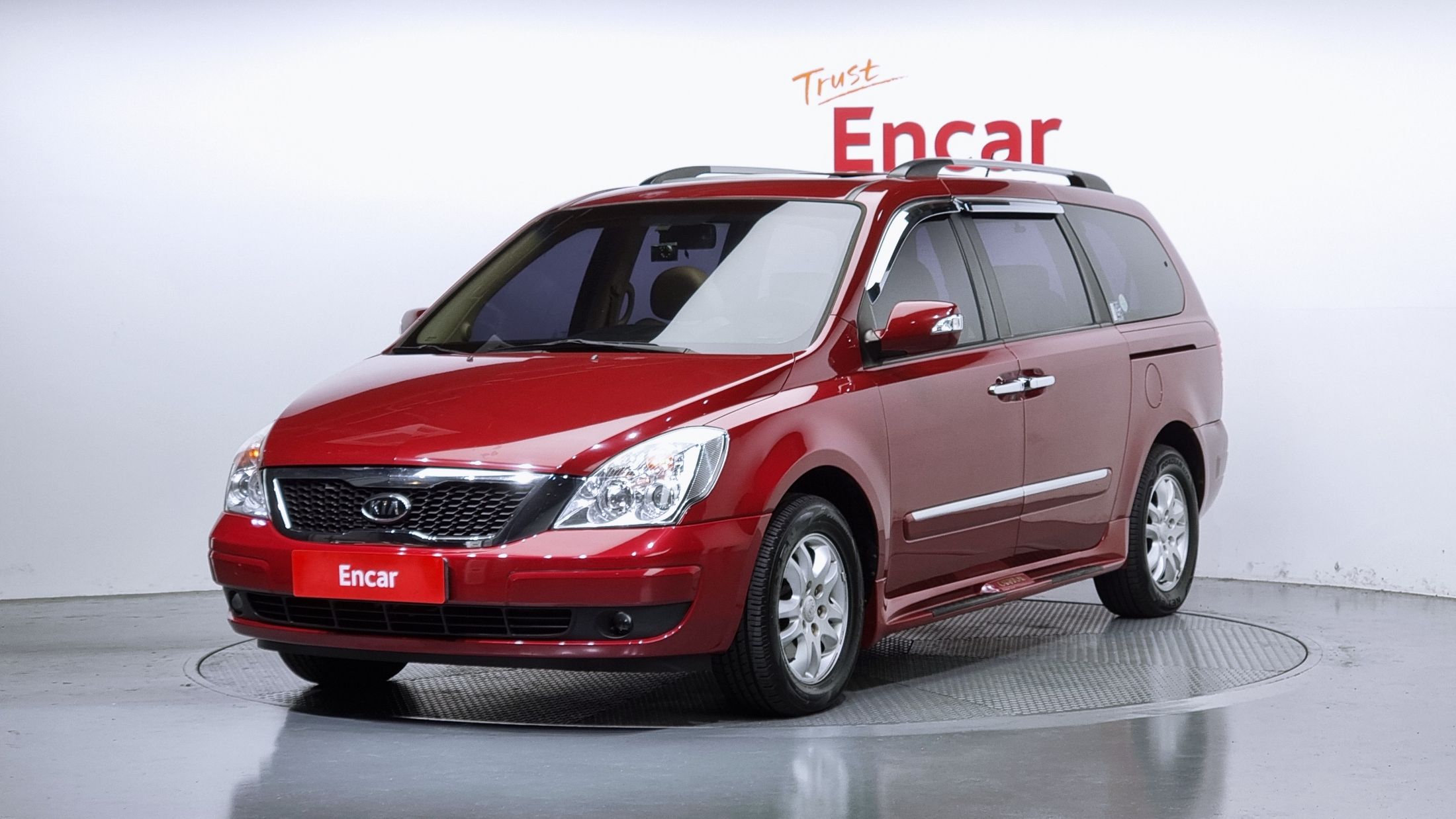 KIA CARNIVAL R