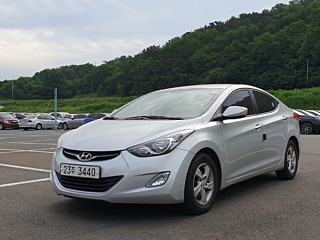 HYUNDAI AVANTE MD 2011