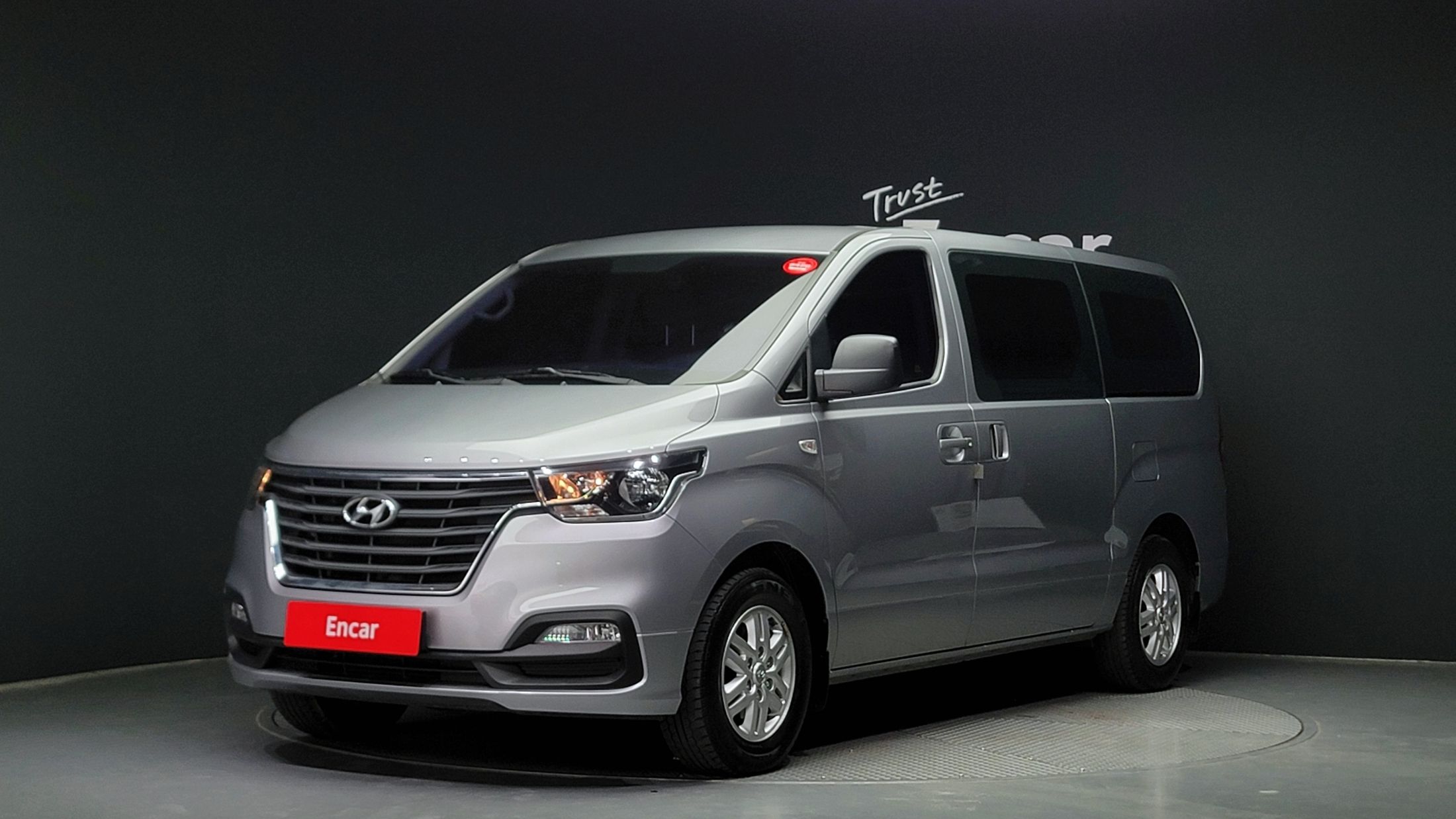 HYUNDAI STAREX GRAND