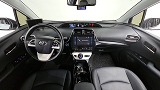 TOYOTA PRIUS PRIME 2017