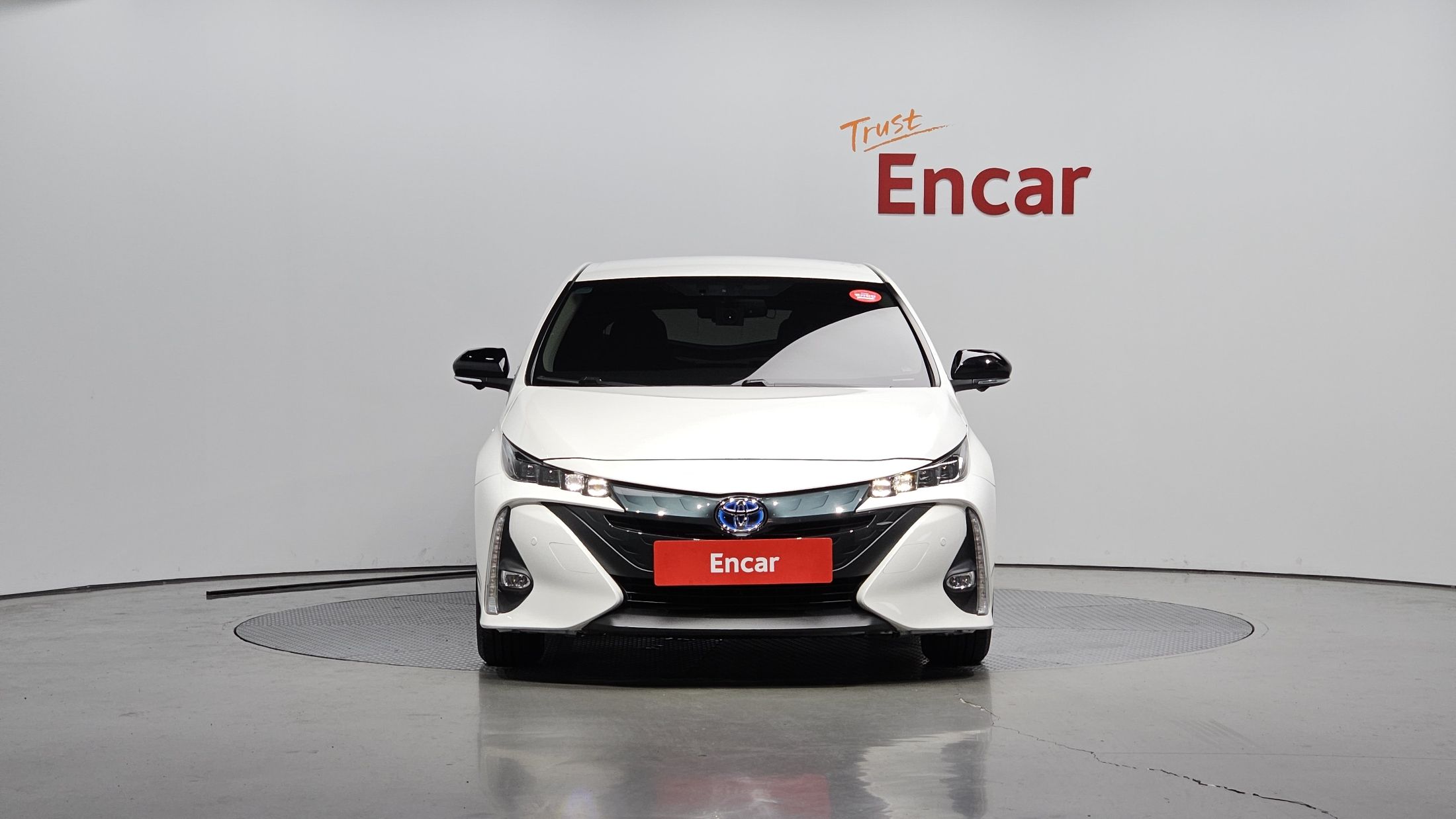 TOYOTA PRIUS PRIME 2017