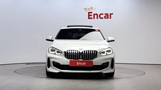 BMW 1-SERIES F40 2023