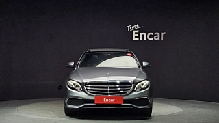 MERCEDES BENZ E-CLASS W213 2019