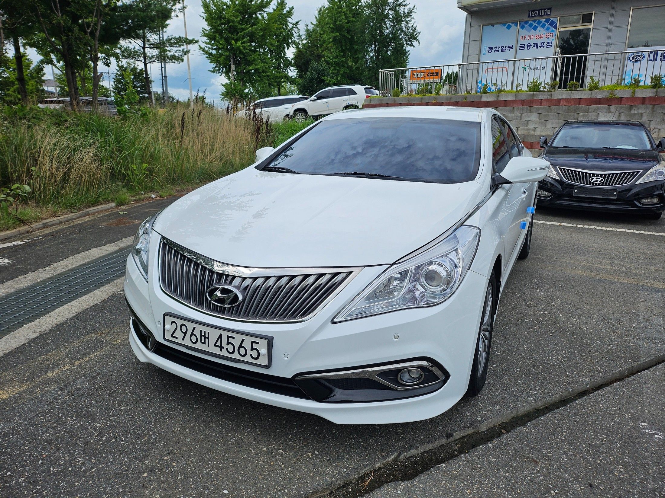HYUNDAI GRANDEUR HG 2016