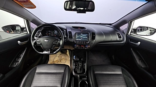 KIA K3 2016