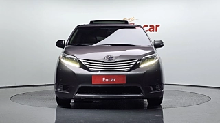 TOYOTA SIENNA 2017