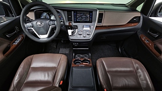 TOYOTA SIENNA 2017